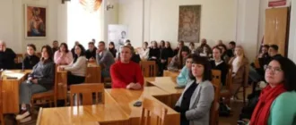 Волинський режисер Сергій Шараєвський презентував свій фільм для студентів ВНУ імені Лесі Українки Волинський режисер Сергій Шараєвський презентував свій фільм для студентів ВНУ імені Лесі Українки