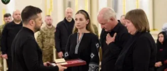 Зеленський вручив орден «Золота Зірка» посмертно Герою України Віктору Стельмаху
