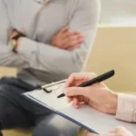 Як підтримати психічне здоров’я чоловіків: поради для близьких і контакти допомоги