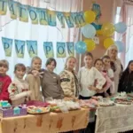 Ярмаркували вперше, а зібраною сумою вразили всіх: у Рожищенському ліцеї №3 пройшов тиждень початкових класів
