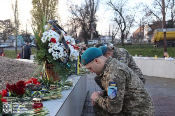 На Миколаївщині вшанували пам'ять жертв Голодомору3