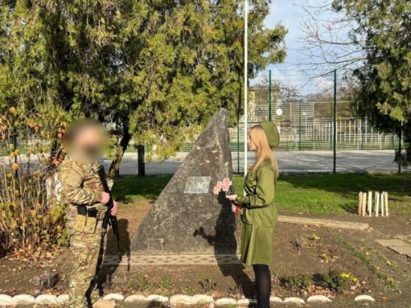 Пропагандистський захід в окупованій частині Херсонщини / Окупаційне медіа Пропагандистський захід в окупованій частині Херсонщини / Окупаційне медіа