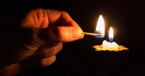 Свічка Свічка