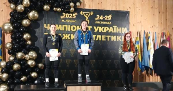 Найкраща у поштовху: спортсменка з Камінь-Каширщини здобула золото важкоатлетичного чемпіонату України Найкраща у поштовху: спортсменка з Камінь-Каширщини здобула золото важкоатлетичного чемпіонату України