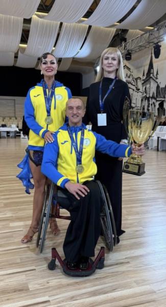 Пара з Рівненщини везе додому золото чемпіонату світу з пара спортивних танців2