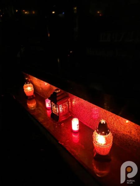 Світло свічок і тиша молитви: свалявчани відзначили День пам’яті померлих14