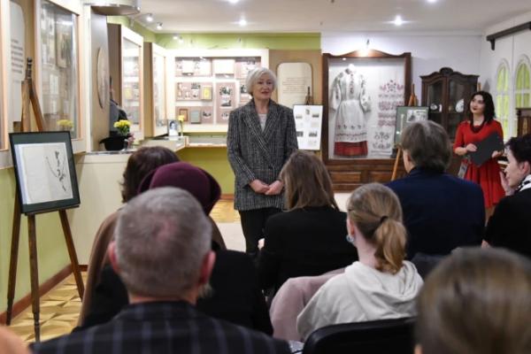 У Луцьку триває конкурс професійних читців імені Лесі Українки6