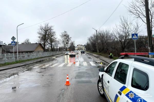У Сарнах на переході водійка збила пішохідку, жінка загинула2