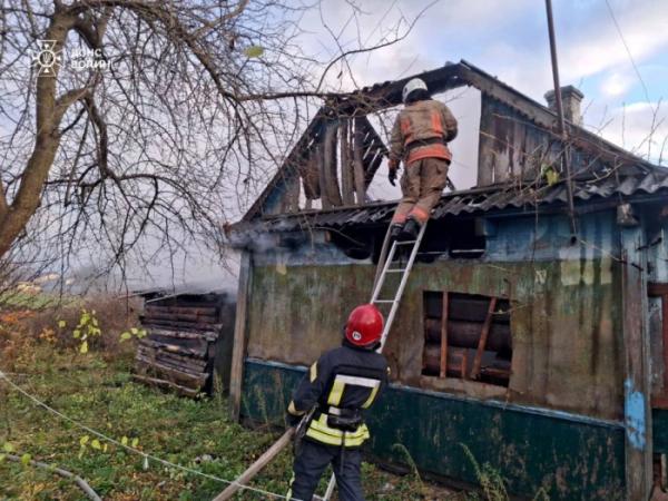 У селі Облапи горів житловий будинок2