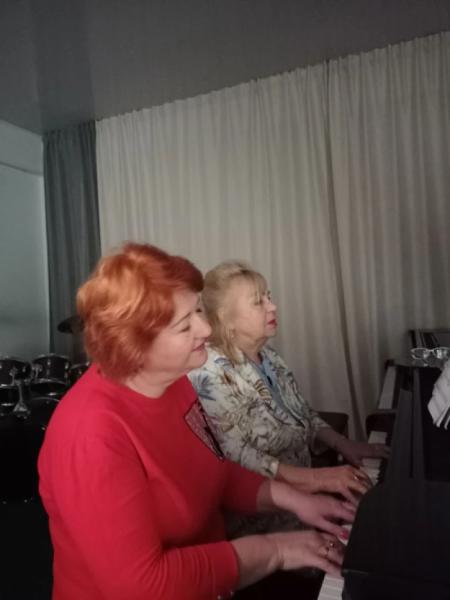 Учамниця пропагандистського заходу у Скадовську / Окупаційне медіа