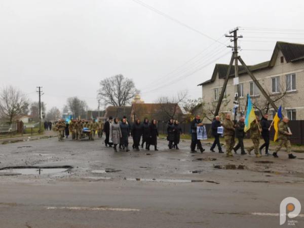 Зарічненська громада провела в останню путь 26-річного прикордонника Івана Шульжика з Соломира16