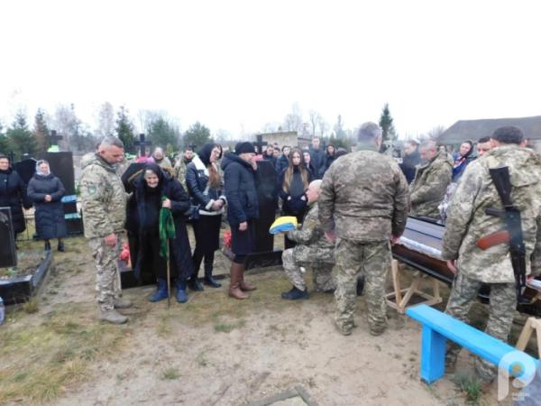 Зарічненська громада провела в останню путь 26-річного прикордонника Івана Шульжика з Соломира6