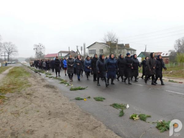 Зарічненська громада провела в останню путь 26-річного прикордонника Івана Шульжика з Соломира4