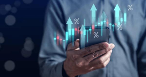 Зарплати ростуть, а працівників дедалі менше: бізнес фіксує критичний дефіцит кадрів