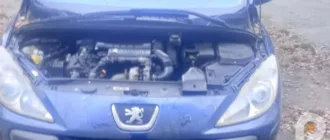 Авто віддали поляки: волонтери з Рожища збирають гроші на ремонт машини для фронту