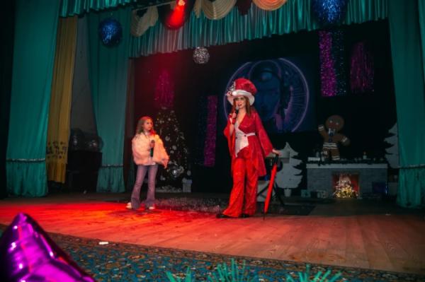 Історія про диво, яке потрібно врятувати: у Рожищі відбулась прем'єра вистави «Нейро-Різдво»14