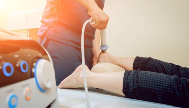 Ударно-волновая терапия: от чего зависит цена процедуры