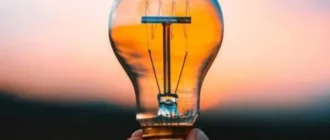 На Рівненщині 11 грудня вимикатимуть світло: погодинний графік