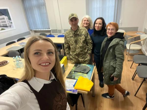 Польський подарунок для фронту: волонтери з Рожищенщини збирають гроші, щоб полагодити евакуаційні авто4