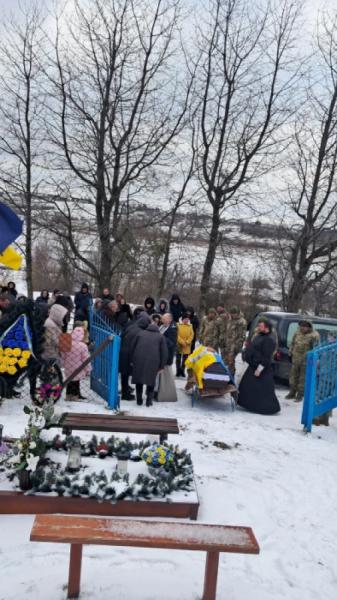 Повчанська громада віддала шану загиблому на Сумщині воїну6