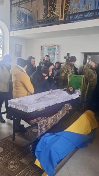 Повчанська громада віддала шану загиблому на Сумщині воїну5