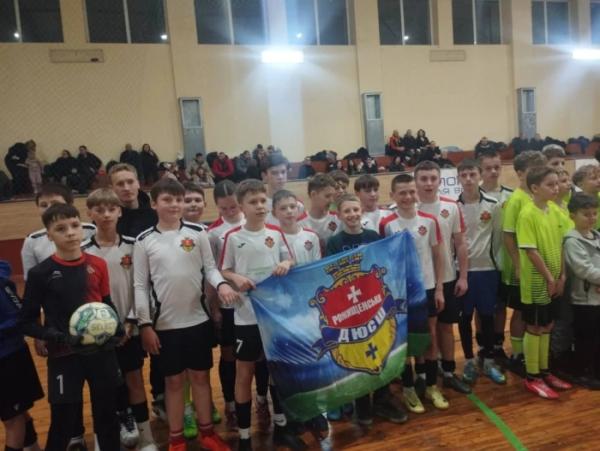 Рожищенські футболісти привезли дві перемоги з всеукраїнського турніру4