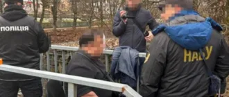 Суддю Воловецького районного суду підозрюють в одержані хабаря за «потрібне» рішення