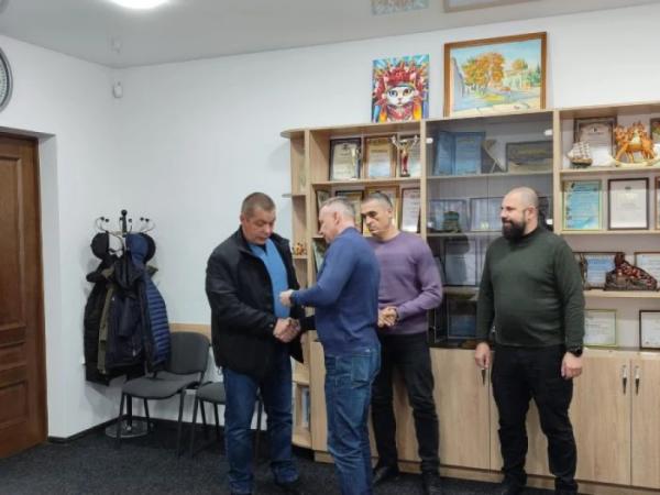 У Кілії нагородили ветерана війни почесним знаком «Хрест хоробрих»2