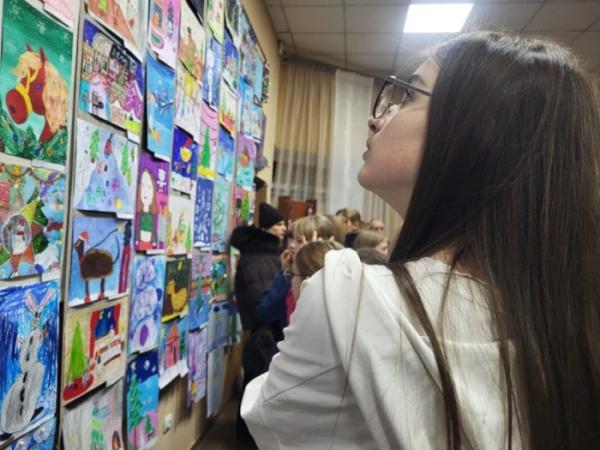 У Ковелі діє виставка «Зимовий калейдоскоп. З вірою у Перемогу!»3