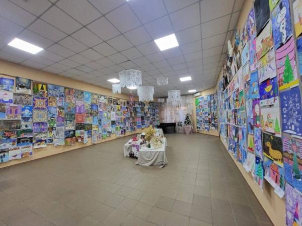 У Ковелі діє виставка «Зимовий калейдоскоп. З вірою у Перемогу!»23