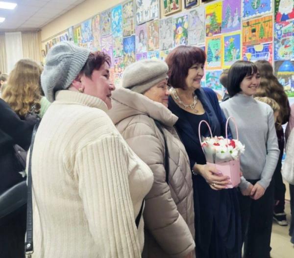 У Ковелі діє виставка «Зимовий калейдоскоп. З вірою у Перемогу!»12