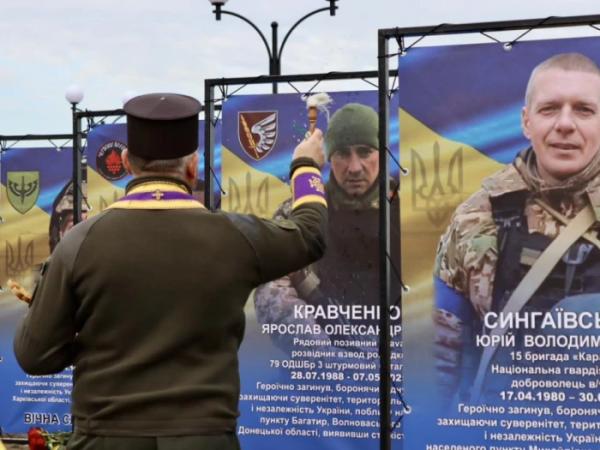 У Миколаївському районі в Ольшанській громаді відкрили Алею Слави полеглим захисникам7