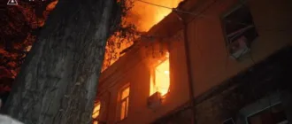 У Приморському районі Одеси постраждав житловий сектор від атаки БПЛА