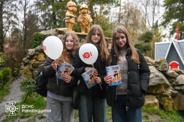У Рівному відкрили пам’ятну фігуру «песиків-рятувальників ДСНС»6