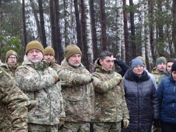 У селі Радовичі попрощалися із захисником Віктором Сохацьким35