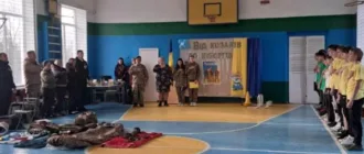 У сільському ліцеї на Кіровоградщині учнів вчили військовій справі
