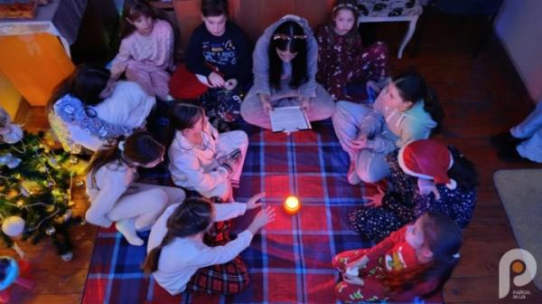 У Свалявській школі мистецтв відбулась тематична вечірка до дня Святого Миколая