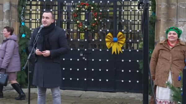 В Острозі на Замковій горі засвітили головну ялинку міста4