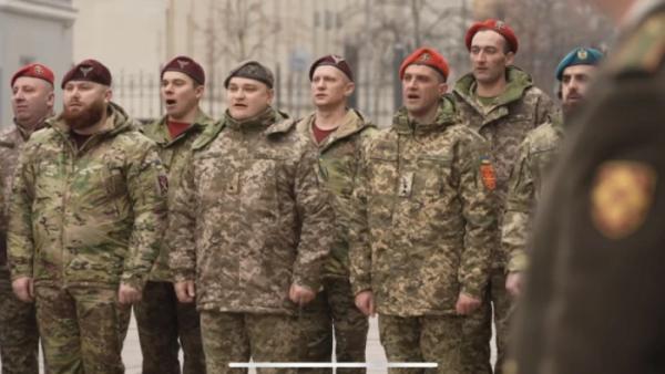 Зеленський відзначив державною нагородою захисника Олега Смагу із Сенкевичівки3