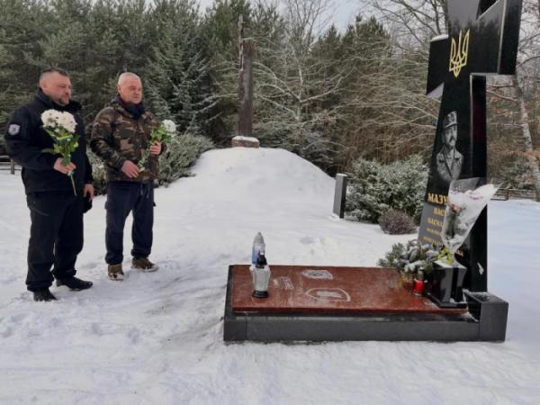 Як у день народження у Вовчаку вшанували пам'ять Василя Мазурика2