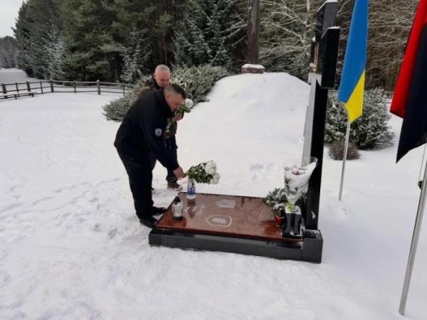 Як у день народження у Вовчаку вшанували пам'ять Василя Мазурика3