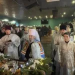 Кілька слів про війну з неназваним ворогом та вкотре – про «відібраний» храм: митрополит УПЦ МП привітав паству з Різдвом