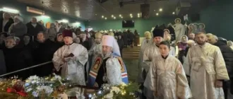 Кілька слів про війну з неназваним ворогом та вкотре – про «відібраний» храм: митрополит УПЦ МП привітав паству з Різдвом