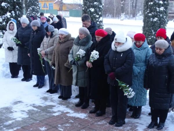 У День Соборності України у Турійську вшанували полеглих захисників5