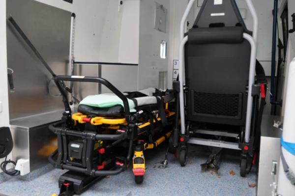 У Луцьку рятувальникам передали автомобіль з Німеччини3