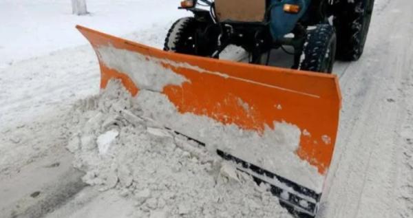 У Маневицькій громаді працюють над подоланням наслідків негоди та очищенням доріг У Маневицькій громаді працюють над подоланням наслідків негоди та очищенням доріг