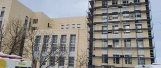 У Миргороді триває реконструкція лікарні інтенсивного лікування та поліклініки