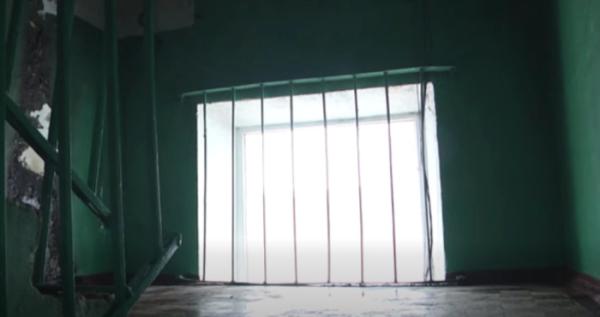 У під’їзді будинку в Подільську підпалили інтернет-обладнання