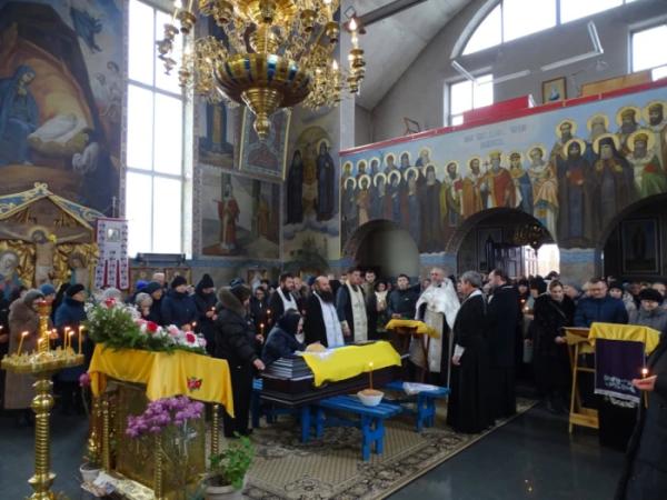 У Турійську попрощалися із захисником Олександр Євтушком14