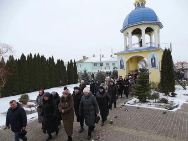 У Турійську попрощалися із захисником Олександр Євтушком8